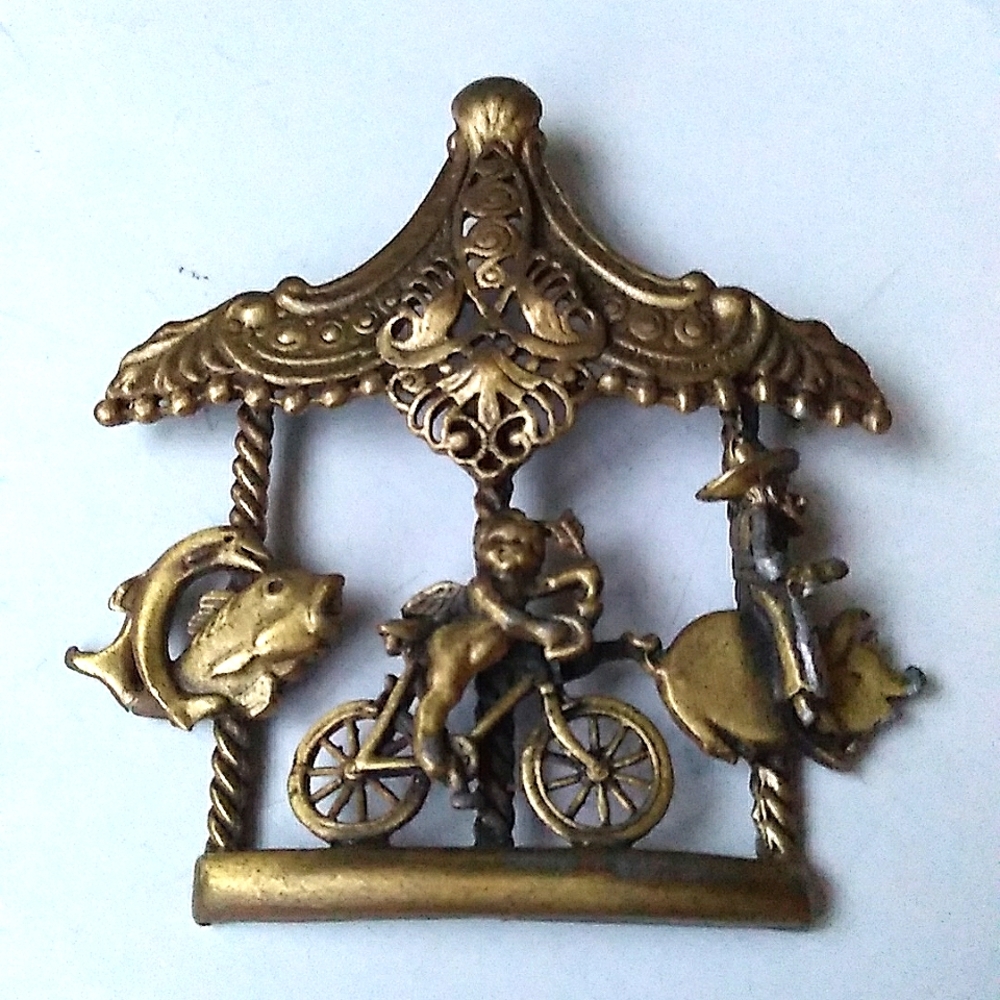 Unique VINTAGE Whimsical Carousel Merry-Go-Round Brooch
